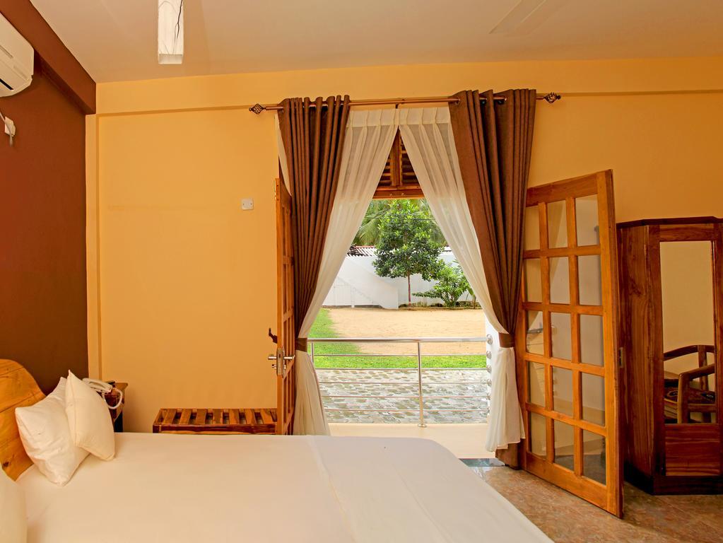 Bluewater Beach Resort ตรินโคมาลี ห้อง รูปภาพ