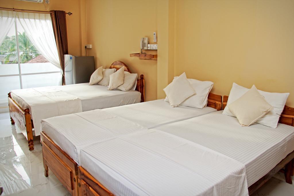 Bluewater Beach Resort ตรินโคมาลี ห้อง รูปภาพ